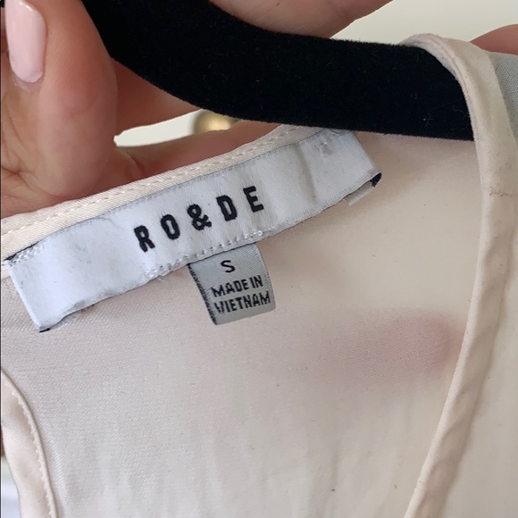 Beautiful RO&DE blouse - Picture 3 of 3